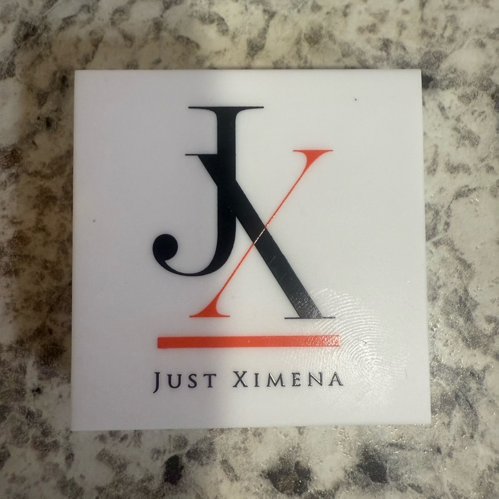 Just Ximena Sparkling Champagne Highlighter